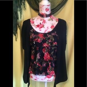🌹NWT ROSE LACE JACKET TOP